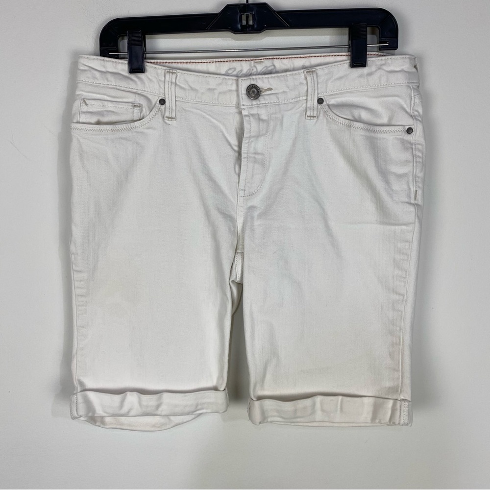 Eddie Bauer White Slightly Curvy Bermuda modest denim jean shorts spring summer